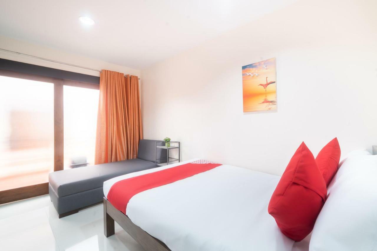 Oyo 199 Solange Apartelle Davao City Esterno foto